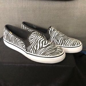 Zebra print canvas sip on Keds